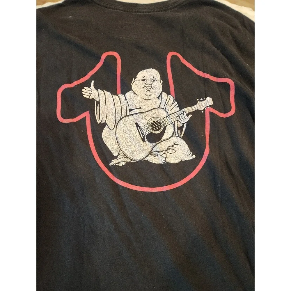 True Religion Buddha Guitar Graphic Black T Shirt Men's Size L Vintage Y2K style